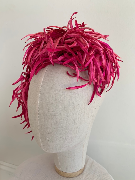 Vintage 1950' Hot Pink tone Textured Fascinator -