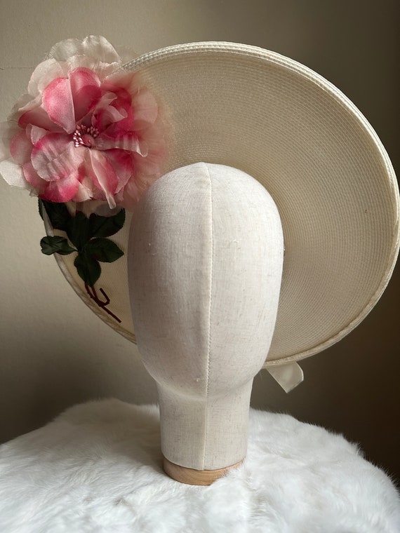 Vintage 1950s Tan Hat with Statement Pink Flower