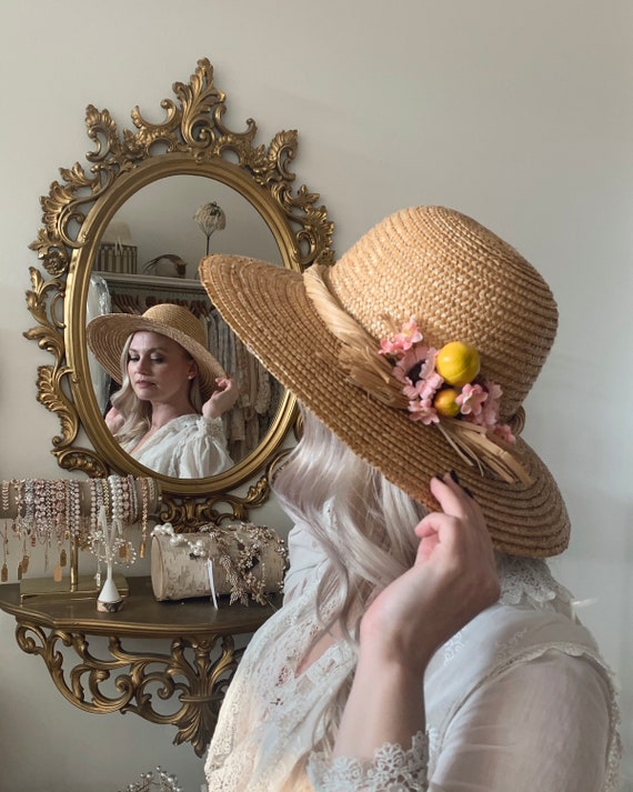 Vintage 1950's Straw Hat with Flower Details - Be… - image 9