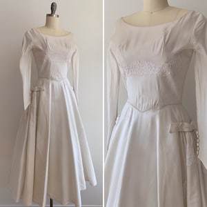 Vintage 1950&#39;s Tea Length Taffeta and Lace Appliqué Wedding Dress with Bow Details