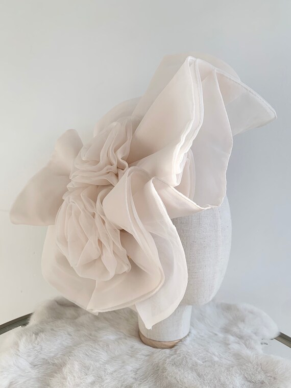 Vintage 1980s-90s Blush Organza Floral Fascinator… - image 2