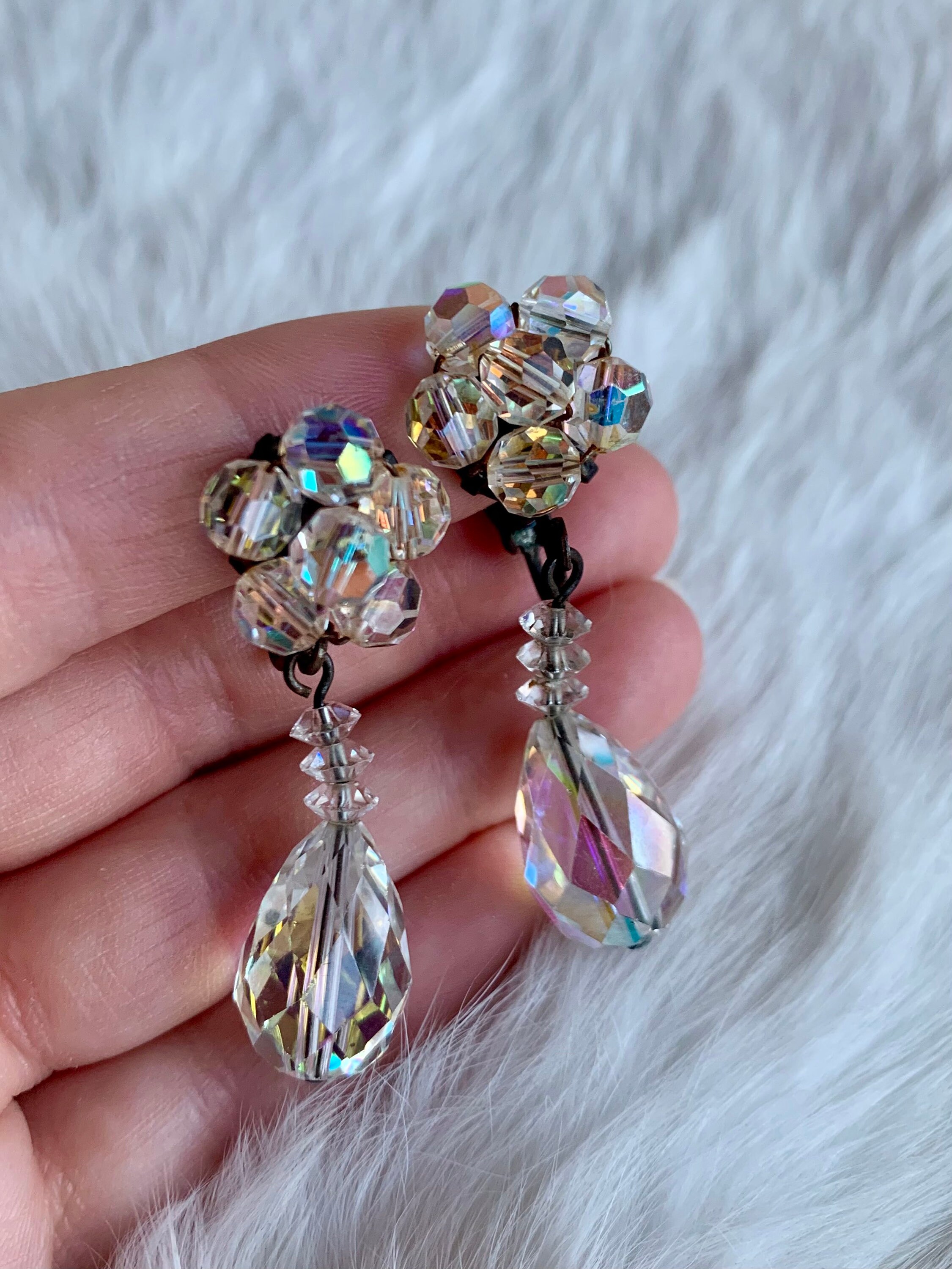 ピアス h17 France vintage glass earrings Vintage 1960s Clip-on AB Crystal Dangle Earrings - Etsy