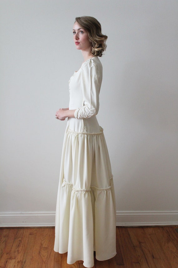 Vintage 1940s Simple Ivory Wedding Dress with Qua… - image 7