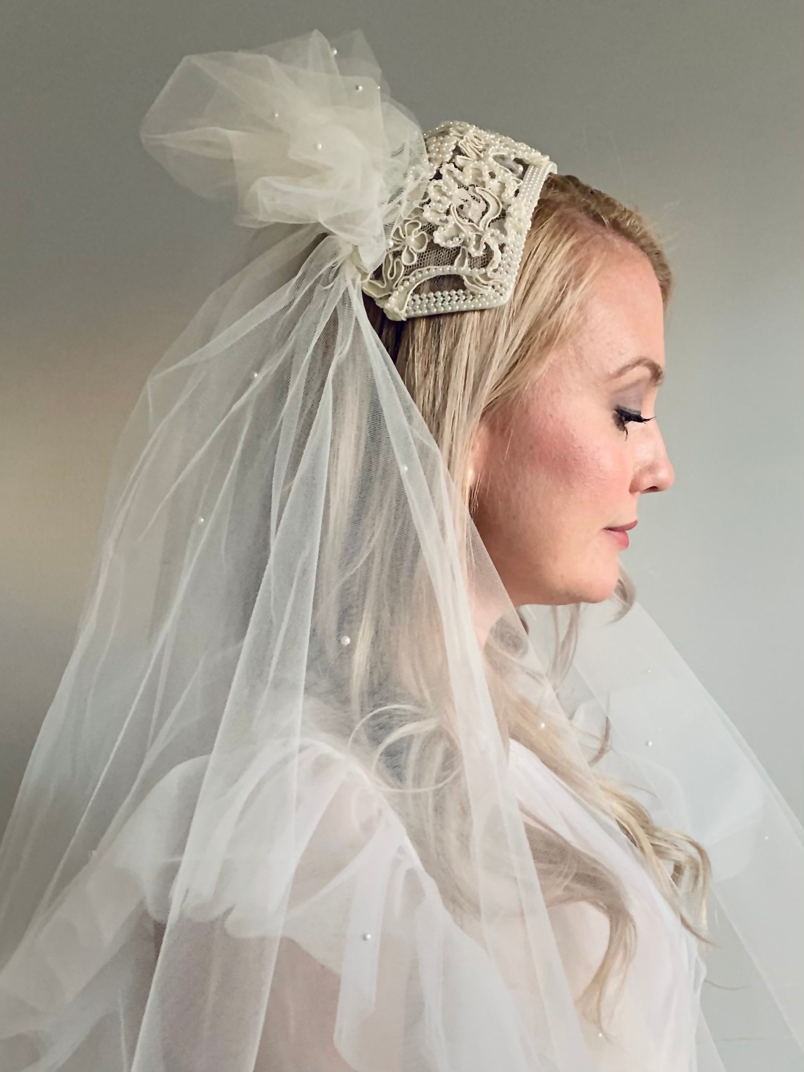 Cassia Blusher Veil/Headband – Sara Brosious