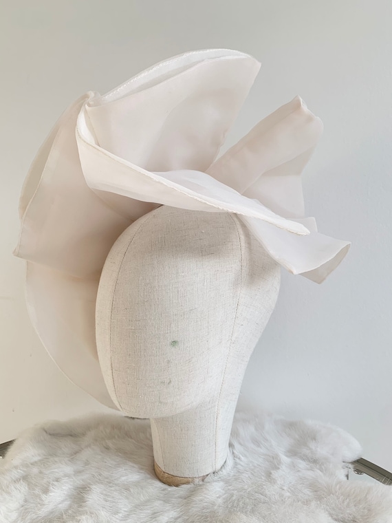 Vintage 1980s-90s Blush Organza Floral Fascinator… - image 1