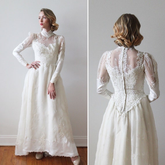 Vintage 1970s - 80s Long Sleeved Floral Wedding Dr