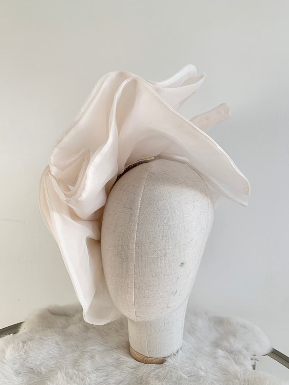 Vintage 1980s-90s Blush Organza Floral Fascinator… - image 3