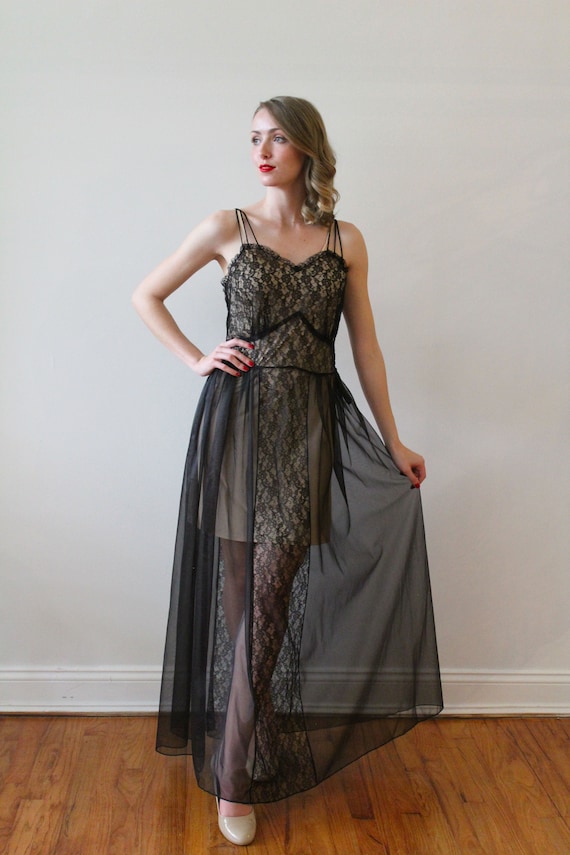 Vintage 1950s - 60s Black Lace Night Gown Peignoi… - image 8