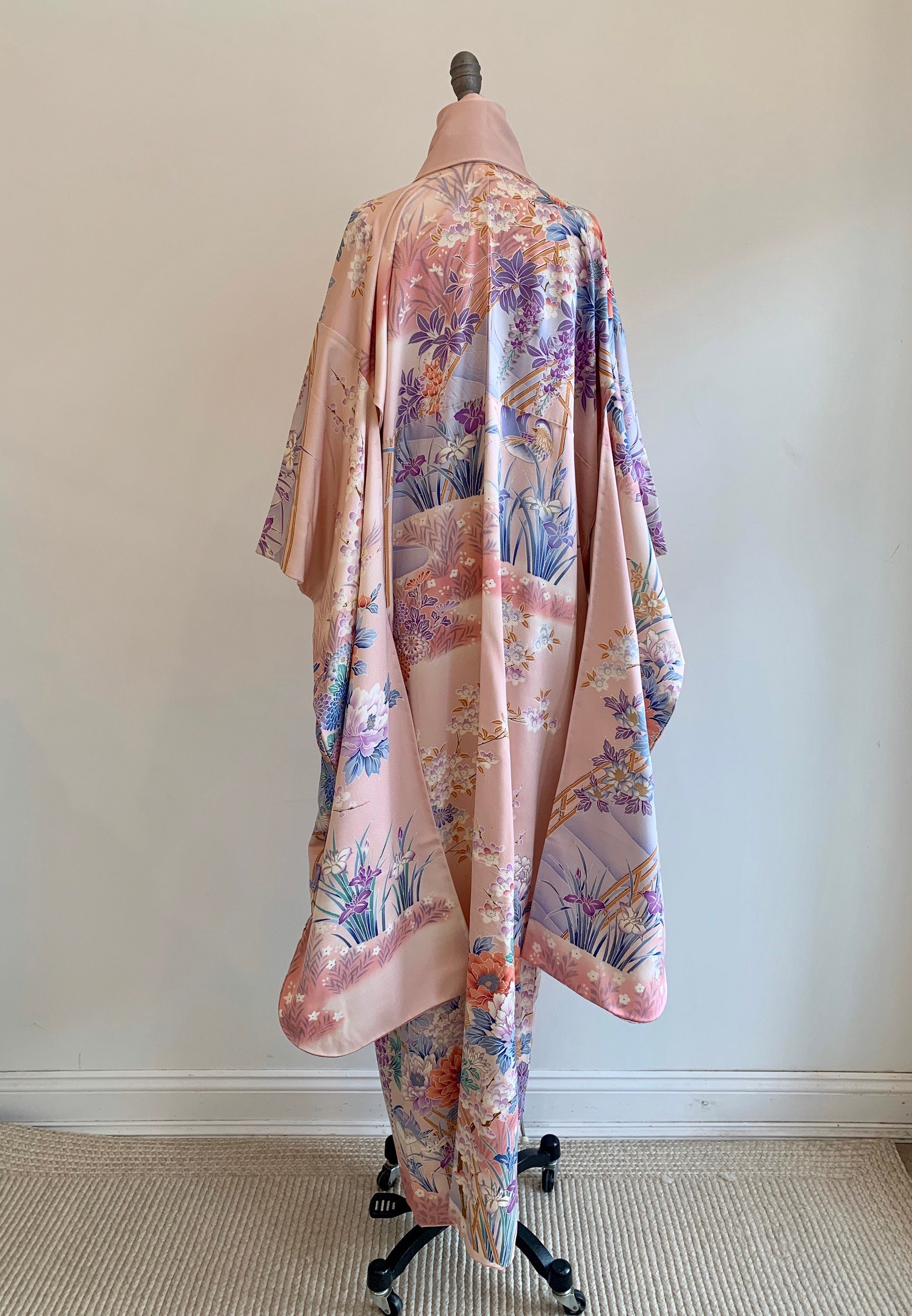 Vintage Pink Silk Japanese Kimono  Miranda's Vintage Bridal
