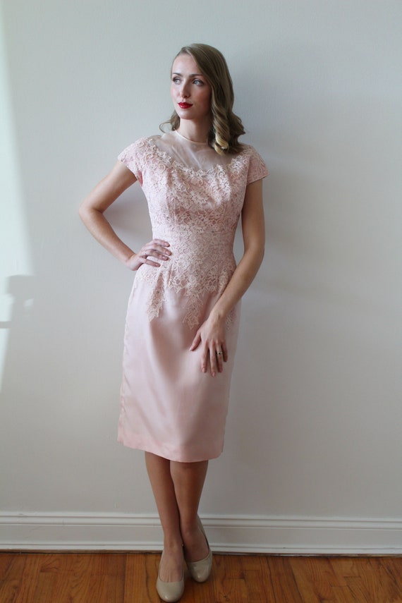 Vintage 1950's Short Sleeve Pink Party Dress with… - image 2