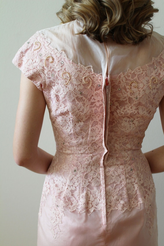 Vintage 1950's Short Sleeve Pink Party Dress with… - image 10