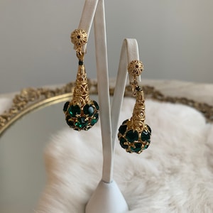 Vintage Mid-Century Emerald tone Rhinestone Dangle Earrings - Wedding, NYE, Bachelorette