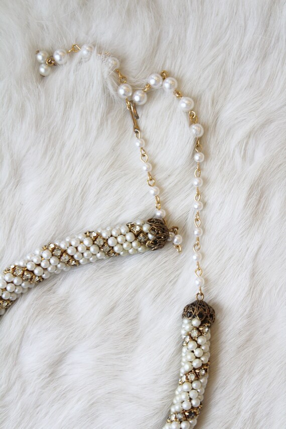 Vintage Faux Pearl and Crystal Necklace - image 10