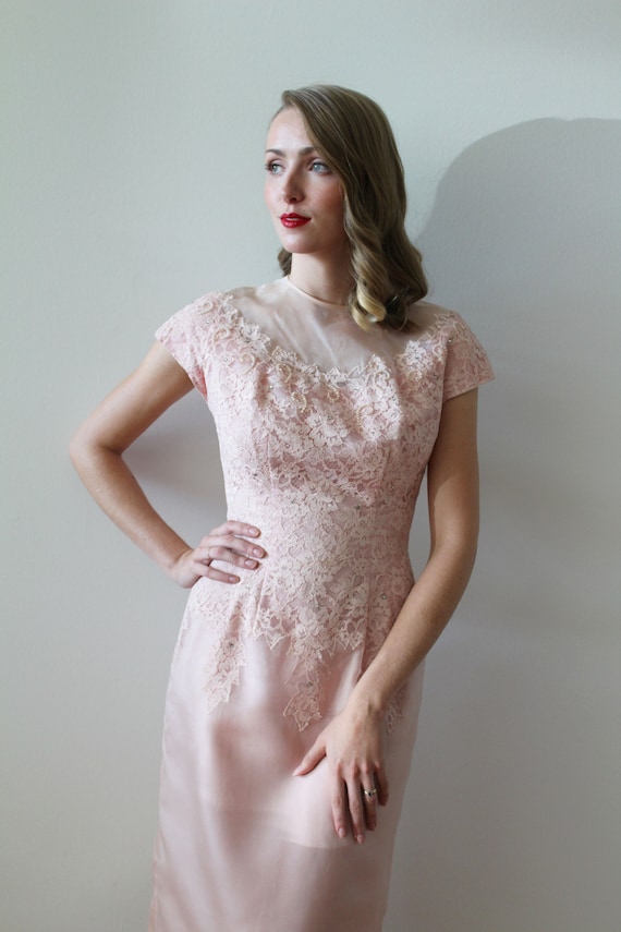 Vintage 1950's Short Sleeve Pink Party Dress with… - image 4