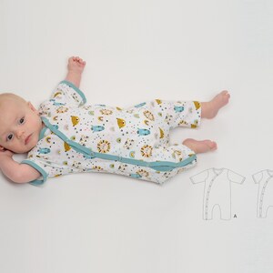 Weitwinkelansicht des Babys und Schnittskizze am Rand, Komplettansicht des Musters, strampler schnittmuster anfänger, baby strampler schnittmuster pdf