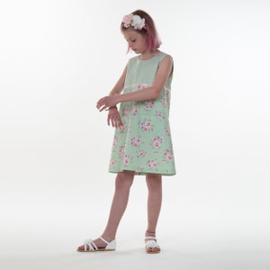 Mädchen Kleid in A-Linien mit verdecktem Reißverschluss Tasche und Zierband GEMMA Größen 92-158 Schnittmuster pdf von Patternforkids Bild 3