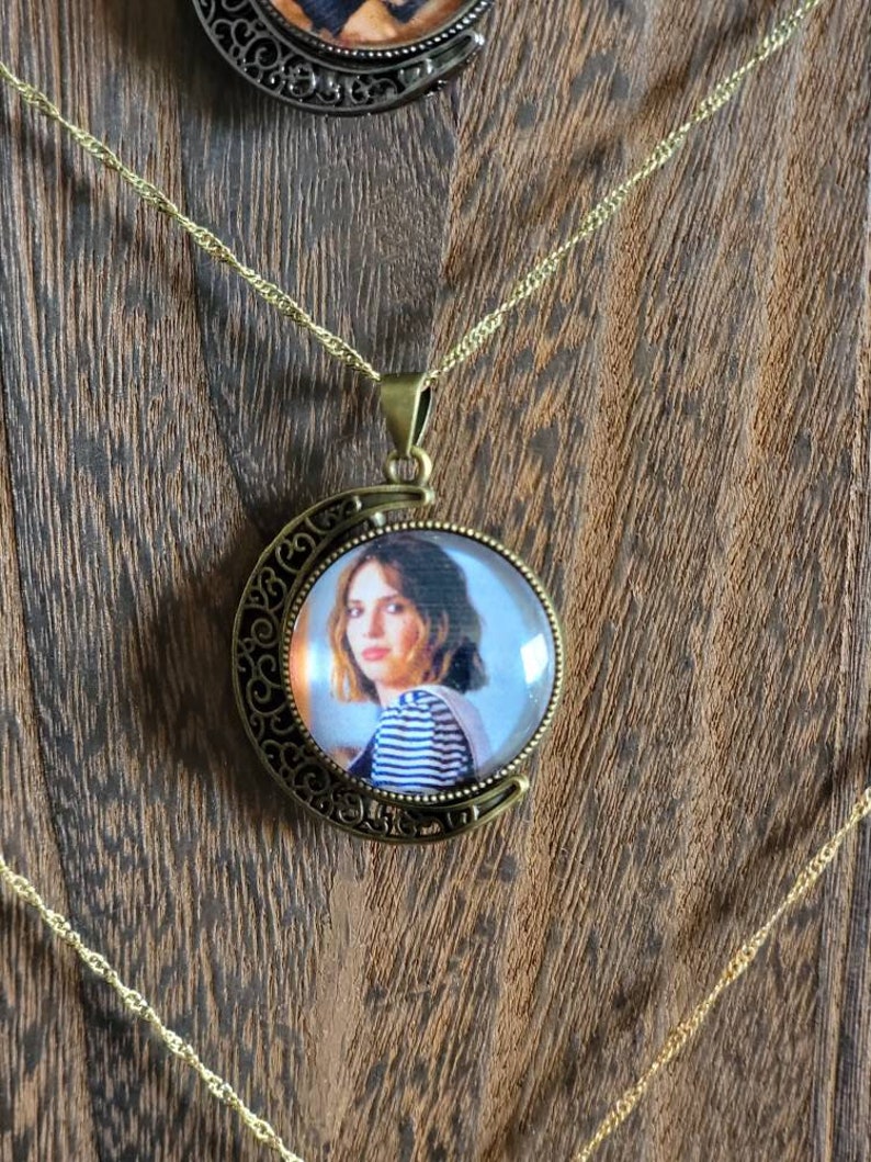 Stranger Things Squad Parents Necklaces Etsy