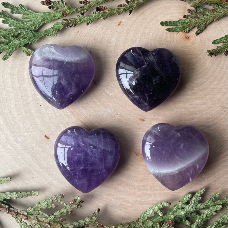 Heart Love Palm Stone Natural Amethyst Crystal Heart Shaped Crystal Amethyst Heart Worry Stones Anxiety Relief Stone