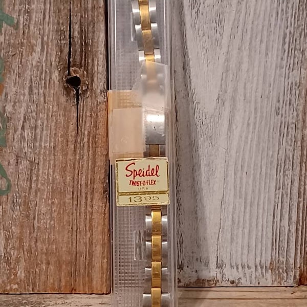 Vintage Speidel Woman's Twist O Flex Watch Band Gold and Silver Tone New in Box #2126