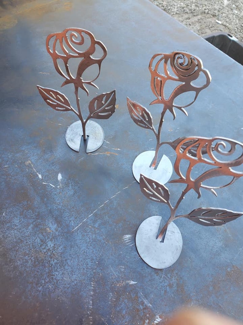 rose metal flowers