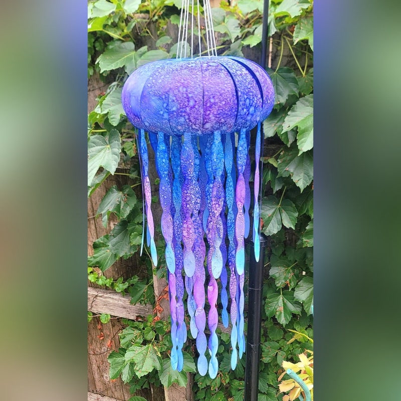 Jellyfish Solar Light: Unique Designs for Ocean-Themed Decor - Featured Image