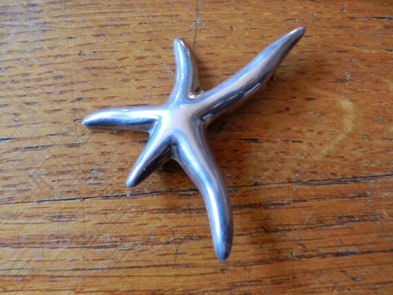 Lovely Vintage 80's Sterling Silver Starfish Brooc
