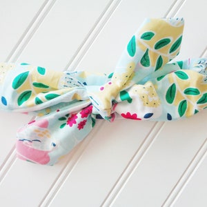 VERA Knotted Headband - Birds & Flowers on Blue