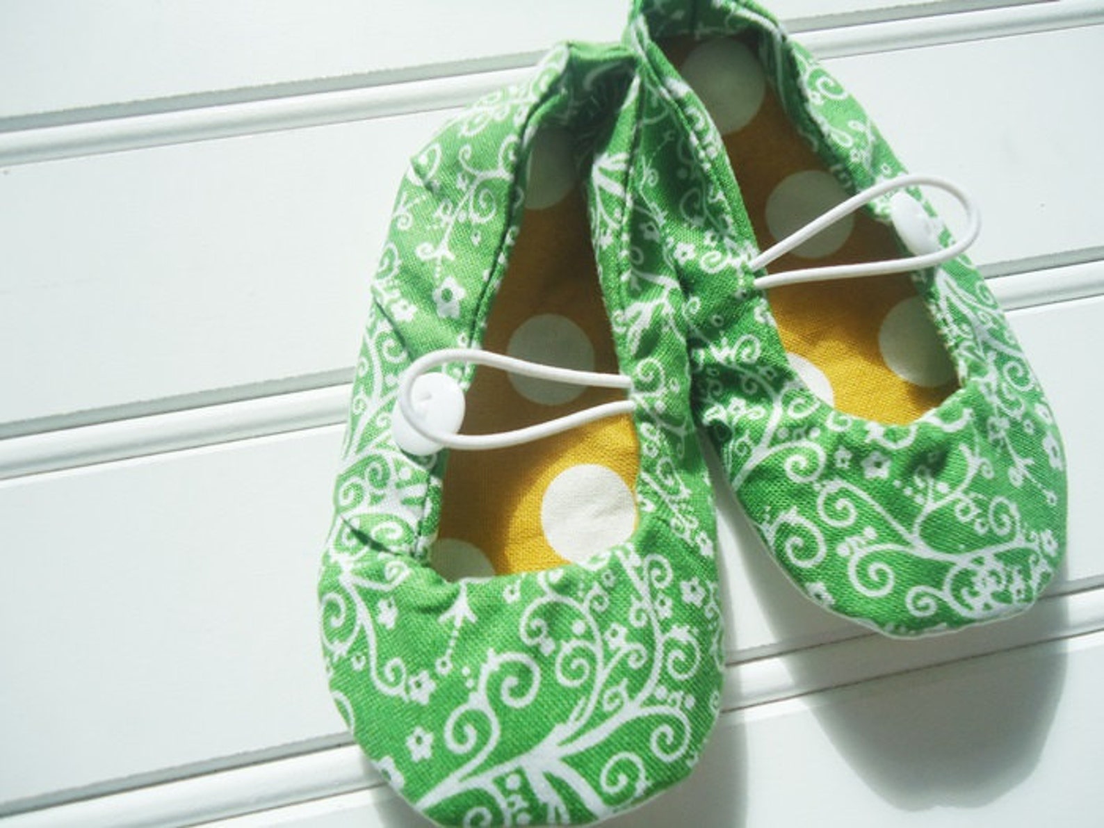 ballet flat slippers - green with white floral {size 3 months}