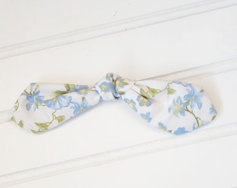 Presilha de cabelo com laço floral azul, laço ZELLA