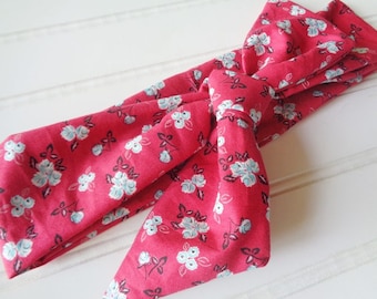 ANNIE Vintage Inspired Knotted Headband - Floral on Red