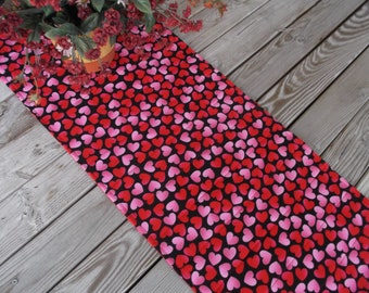 Tossed red hearts cotton quilted table topper, pink heart handmade table runner, sideboard runner, Valentines table decor, 41 inches