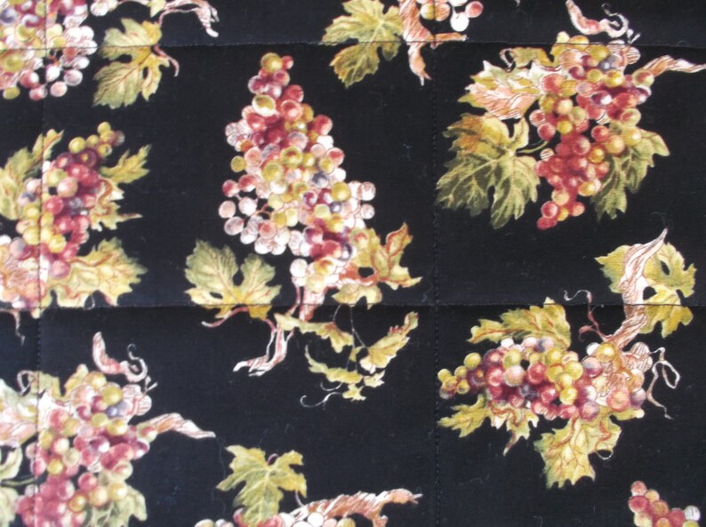 Grape Cluster Placemats, Fabric Placemats, Quilted Placemats, Handmade Placemats, Wine Lover