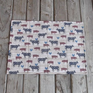 Americana patriotic placemats, farm animal placemats, quilted handmade placemats, July 4th decor, farm table decor, set of 4