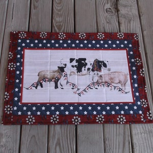 Americana Patriotic cotton quilted placemats, Folk Art placemats, farm animal table decor, farmhouse table, Mother&#39;s Day gift,  set of 4