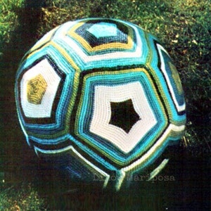 Crochet BALL Pattern Vintage 70s Crochet Baby Soccer Ball Pattern Crochet Toy Pattern Crochet Granny Ball Pattern Crochet Baby Ball