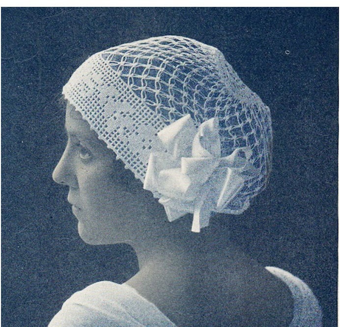 5 Crochet Wedding Veils and Bridal Patterns for Your Big Day 1 Crochet Pattern Vintage 40s Crochet Bridal Veil