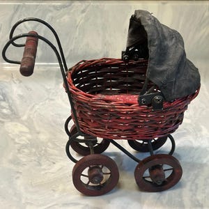 vintage miniature baby doll carriage