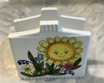 Vintage Daisy flower ceramic napkin holder