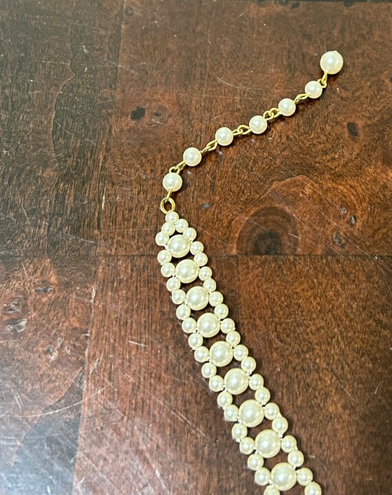 Vintage Victorian style Faux Pearl Necklace - image 3