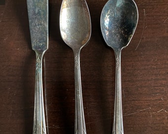 Vintage Rogers & Bro Set of 3 Silverwares