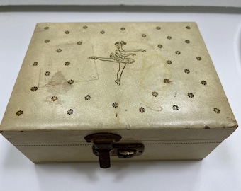 Vintage Musical Jewelry Box