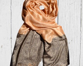 Dulce de Leche Fringe Scarf