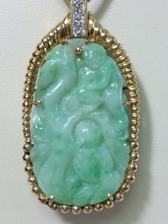 Carved Green Jade pendant / pin 14kt and diamonds - image 2