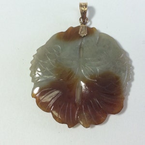Vintage Jade Pendant 14kt gold