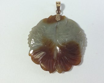 Vintage Jade Pendant 14kt gold