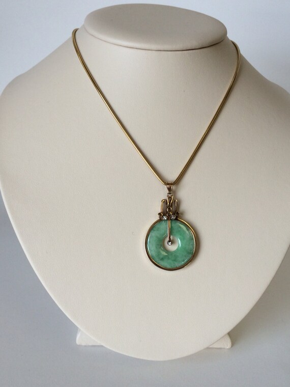 Apple- green jade pendant with 14kt gold and diam… - image 3