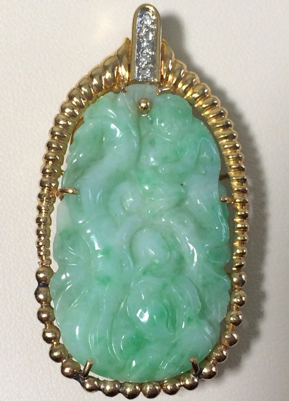 Carved Green Jade pendant / pin 14kt and diamonds - image 5