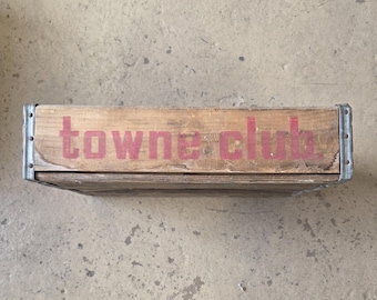 Vintage Towne Club Wooden Crate with Free Shipping