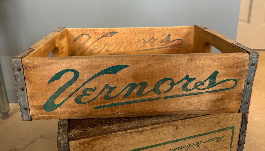 Vintage Vernors Wooden Crate With Free Shipping - Etsy