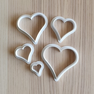 Heart cookie cutter set (curvy) - suitable for fondant, polymer clay, play doh.
